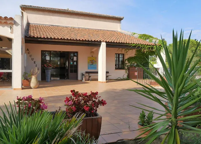 Ulvf Les Residences Du Colombier 3*