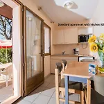 Ulvf Les Residences Du Colombier Fréjus