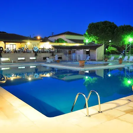 Kompleks wypoczynkowy Ulvf Les Residences Du Colombier Fréjus